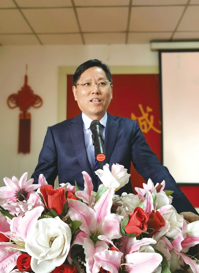 安徽印刷包裝人: 吹響攻堅(jiān)克難創(chuàng)新發(fā)展沖鋒號(hào)